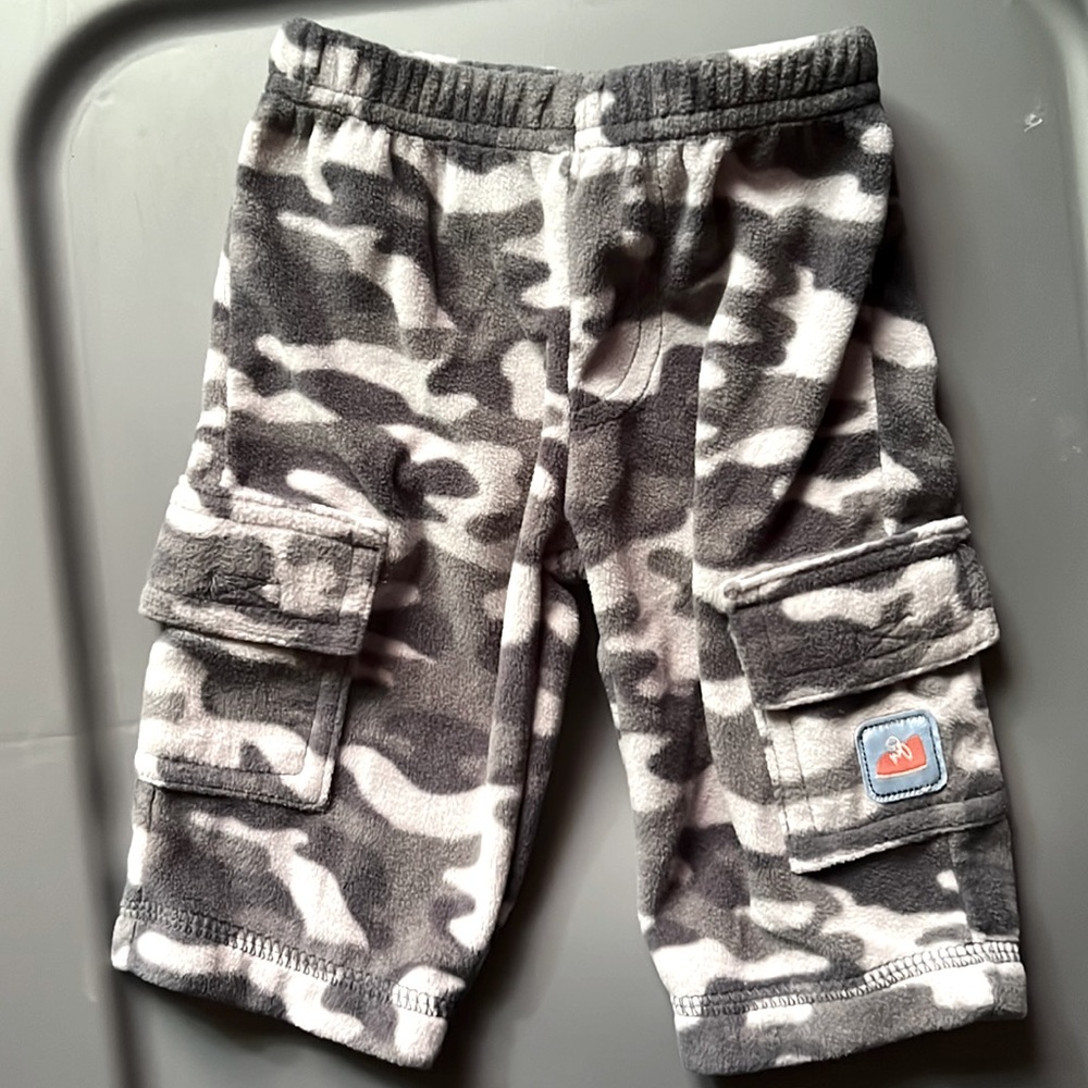 NWOT— Child of Mine by Carter’s Baby Boy Fuzzy Pants